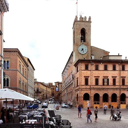 Osimo Nel Cuore Del Centro, Free Wi-Fi E Netflix Apartment Екстериор снимка